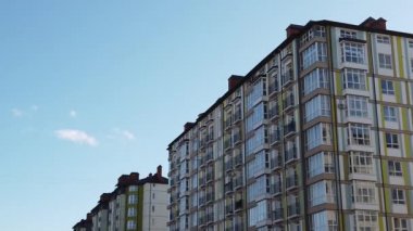 Ivano-Frankivsk, Ukrayna 'nın mimarisi. Öğleden sonra çekim var..