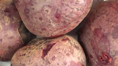 Haşlanmış pancar. Mutfakta çekim..