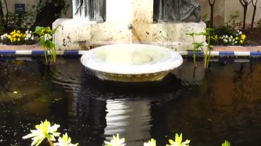 Sorolla müzesinin bahçesindeki çeşme.. 