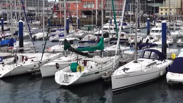 Dijk Jachten Coruna Coruna Grote Stad Het Noordwesten Van Spanje — Stockvideo