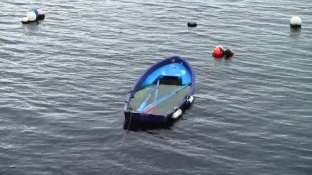 海の溺死したボート 大西洋 — ストック動画