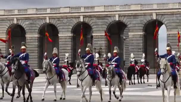 Madrid Espanha Abril 2018 Cerimônia Solene Mudança Guarda Palácio Real — Vídeo de Stock