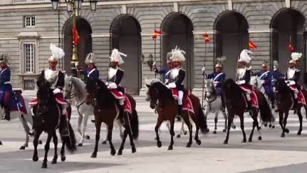 Madrid Espanha Abril 2018 Cerimônia Solene Mudança Guarda Palácio Real — Vídeo de Stock