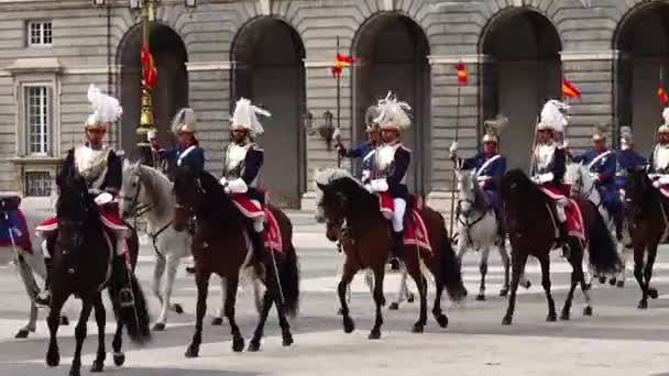 Madrid Espanha Abril 2018 Cerimônia Solene Mudança Guarda Palácio Real — Vídeo de Stock