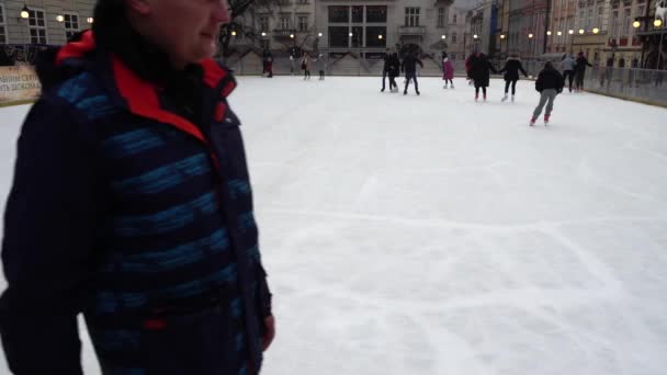 Lviv Ukraine December 2019 Unknown People Skate Square City Slow — Stock Video