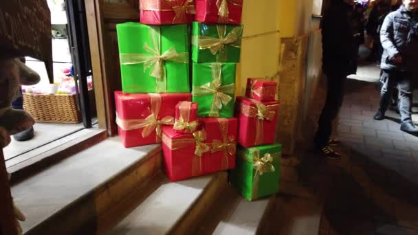 Lviv Ukraine December 2019 Visitors Enter Gift Shop — Stock Video