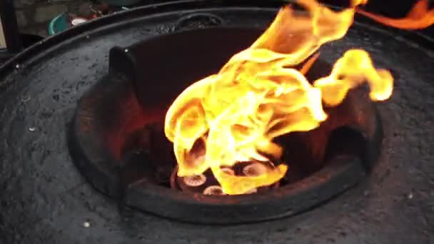 Forno Gas Cucinare Strada Con Wok — Video Stock