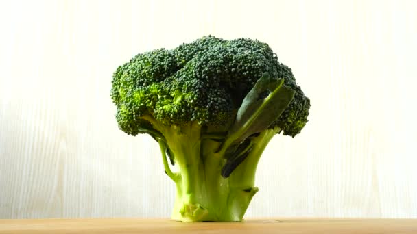 Impuscaturi Broccoli Mișcare Cuttig Bord — Videoclip de stoc