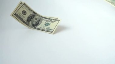 Düşmekte olan banknotlar. Ağır çekim. Para vuruşu.