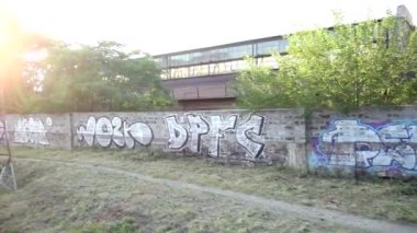 Eski bitki. Harekette çekim..