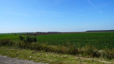 Tarım alanı. Harekette çekim..