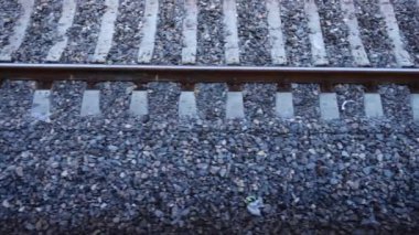 Demiryolu pisti. Harekette çekim..