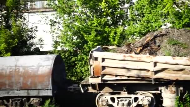Kentsel Manzara Tren Istasyonunda Harekette Çekim — Stok video