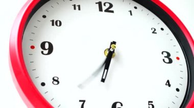 Saatlerce çekim. Zaman aşımı. Saatlerin kadranı çekiliyor.