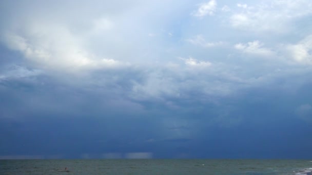 Blitze Himmel Über Dem Meer Schießen Auf Dem Meer — Stockvideo