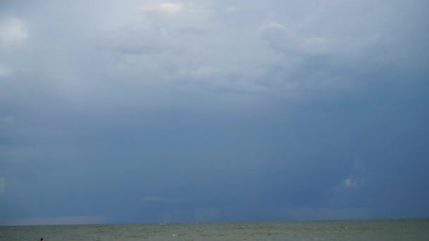 Relâmpago Céu Sobre Mar Tiroteio Mar — Vídeo de Stock