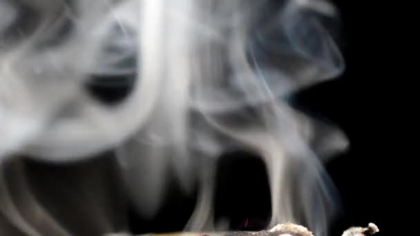 烟和背景 黑色背景上的烟雾 — 图库视频影像