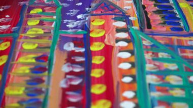 Gulakla çizilmiş soyut çizimler.