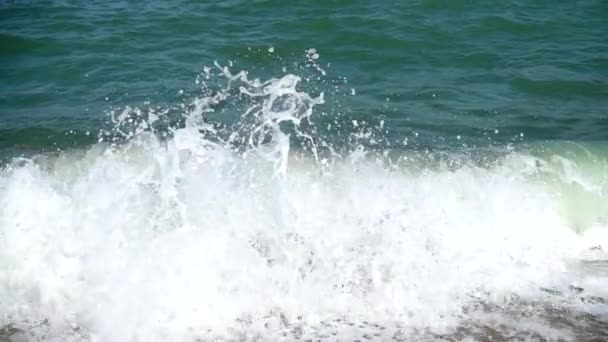 海の波 スローモーション 海の波の撮影 — ストック動画