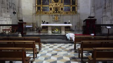 Toledo, İspanya 'daki San Juan de los Reyes Manastırı' nın içinde. Toledo, İspanya 'daki San Juan de los Reyes Manastırı..