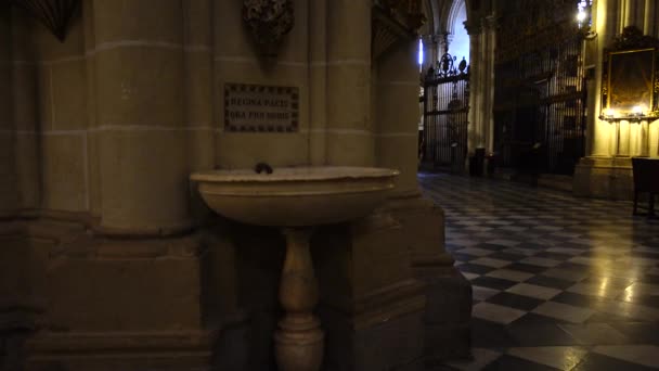 Toledo Spain March 2018 Interior Primate Cathedral Saint Mary Primate — Stock Video