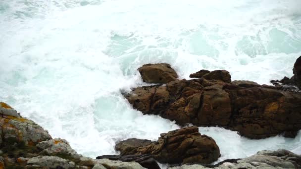 Rocas Océano Corunia España Cámara Lenta Océano Atlántico — Vídeo de stock