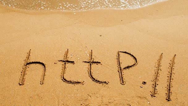 Слово Http Написано Руки Песком Пляже Стрельба Пляже — стоковое видео