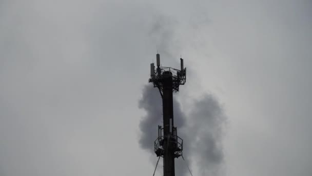 Rauch Aus Einem Rohr Rauchentwicklung Rauchentwicklung — Stockvideo