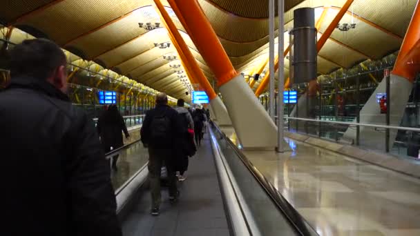 Terminál Letišti Barajas Hlavní Letiště Madridu Natáčení Pohybu — Stock video