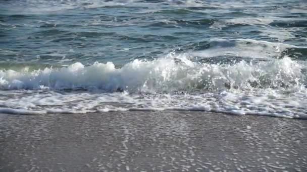 Onda Mar Movimento Lento 240 Fps Tiro Praia — Vídeo de Stock