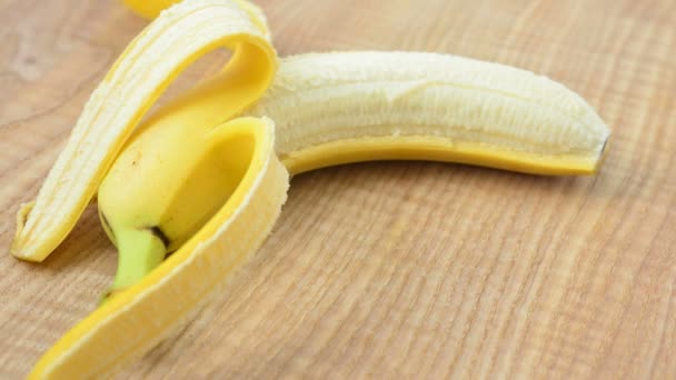 Bananenschieten Stop Met Bewegen — Stockvideo