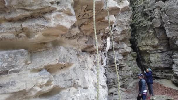 Lviv Ukraine March 2020 Climbers Train Climb Rocks — 图库视频影像