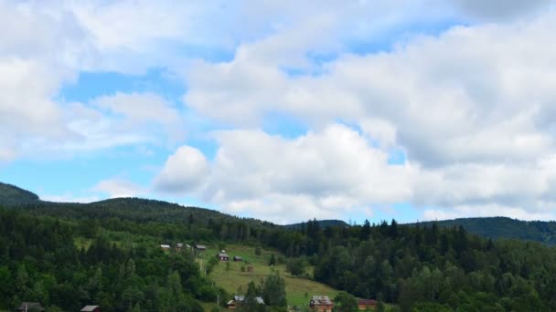 Berge Und Wolken Zeitraffer Abschuss Von Bergen — Stockvideo