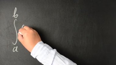 Matematiksel analiz. Newton-Leibnitz formülü. Tahtaya tebeşirle yazarız..