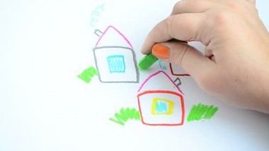 Pastel bir ev çiziyoruz, köy. Çizim süreci.