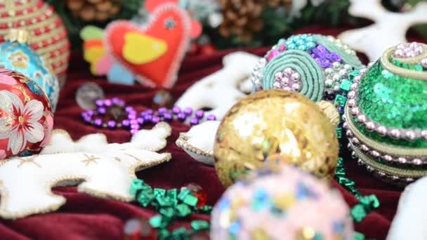 お祝いのおもちゃの撮影 12月 クリスマスと新年のおもちゃ — ストック動画