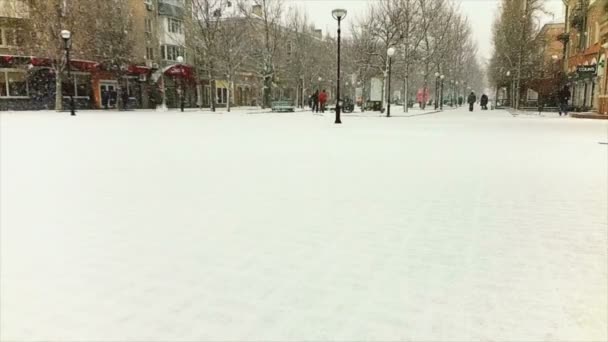 Schnee Der Stadt Zeitlupe Dreharbeiten Januar — Stockvideo