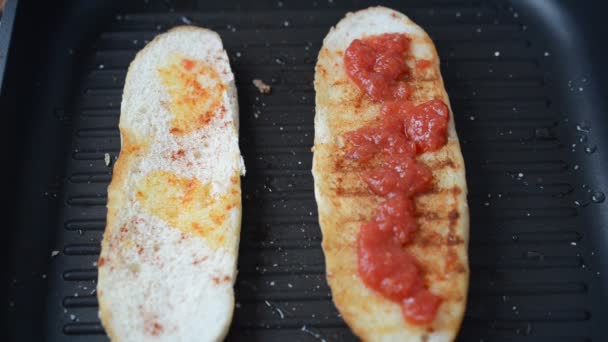 Freímos Sándwiches Disparos Cocina Proceso Preparación Del Plato — Vídeos de Stock