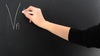 r yarıçapı n boyutlu kürenin hacmi. Bir n boyutlu kürenin hacmi için formül gama fonksiyonunu içerir.
