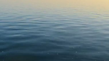 Sudaki dalgalar. Zaman aşımı atışı.