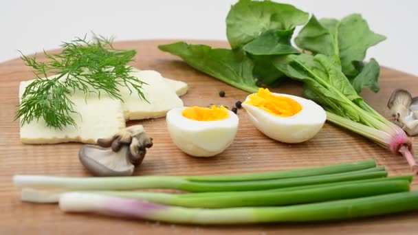Vegetable still life on a board. Shooting in movement. — Stock Footage Vegetable Still Life Board Shooting Movement Stock Video