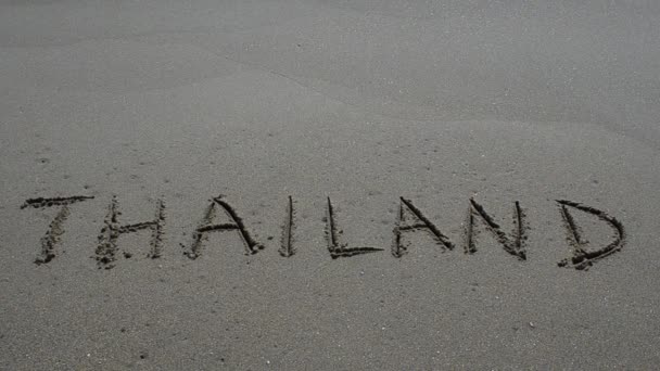 Kumun Üzerinde Tayland Yazıyor Sahilde Çekim Yapmak — Stok video