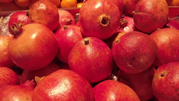 Melograno Alla Frutta Nel Negozio — Video Stock