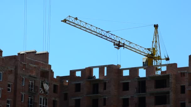 Construction Cranes Houses Construction Residential Buildings — Stock Video