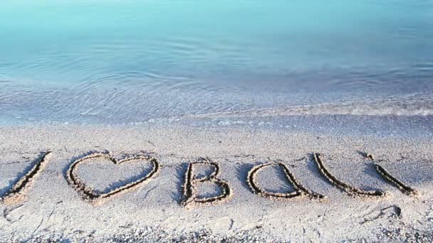Напис Балі Піщаному Пляжі Напис Піску Пляж — стокове відео