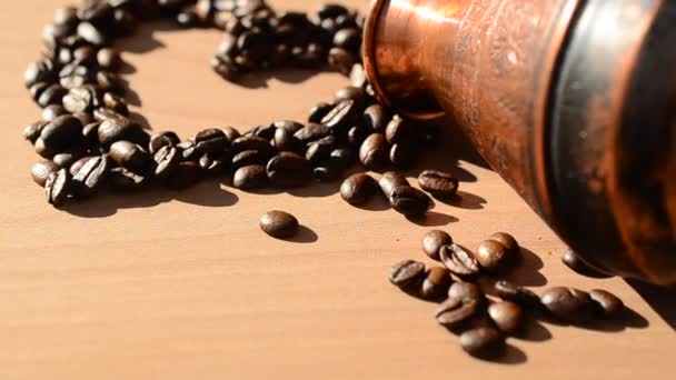 Kaffeekörner Herzform Kaffee Stillleben — Stockvideo