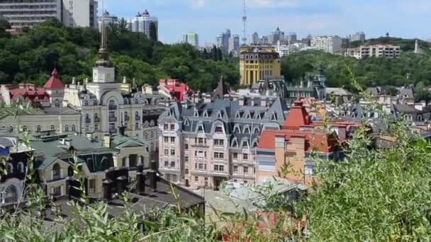 Nádherná Architektura Mnohobarevné Střechy Domů — Stock video