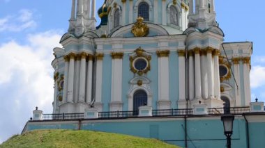 Andreevsky Kilisesi. Çekimler Ukrayna, Kiev 'de yapılır.