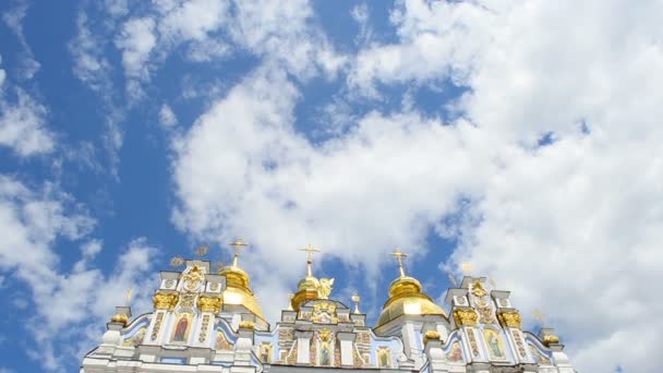 乌克兰基辅大教堂对云 射击发生在基辅 — 图库视频影像