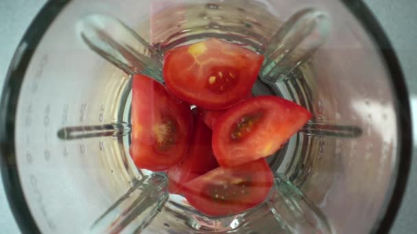 Beredning Tomater Mixern Långsamma Rörelser — Stockvideo